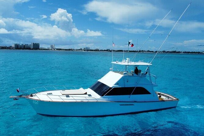 Private Full Day Tour by Yatch in Cancún - Choosing 4, 6, or 8 Hours on the Water