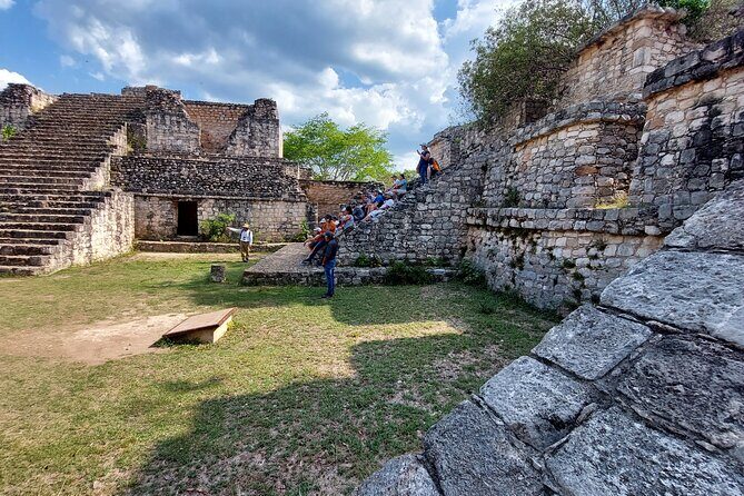 Private guide service in the archaeological zone of Ek Balam - Tickets and fees: what’s included vs what you may pay separately