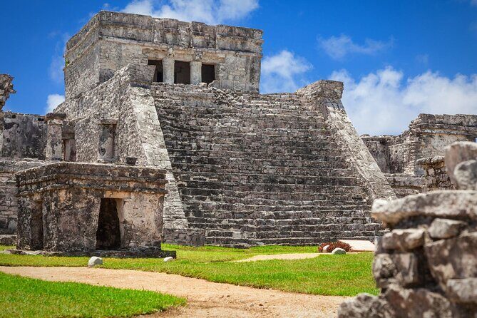 Private Half Day Tour to Tulum Temples and Downtown Shopping - Your Guide: Friendly, Supportive, and Photo-Friendly