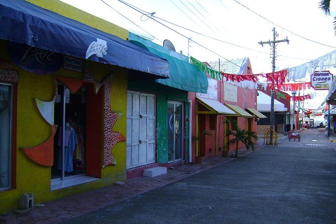 Private Isla Mujeres Adventure & Free Time - Breakfast, Lunch, and Drinks: Included Food That Keeps You Moving