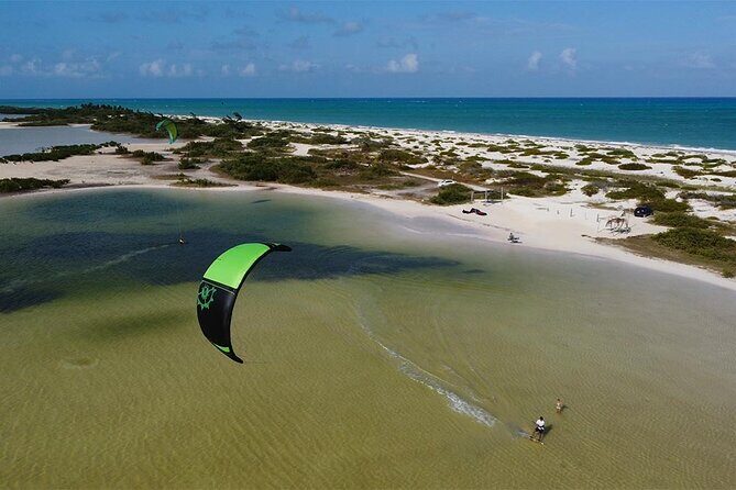 Private Kiteboarding lesson in Cancun - The Kite Setup and Equipment Quality Matter More Than You Think