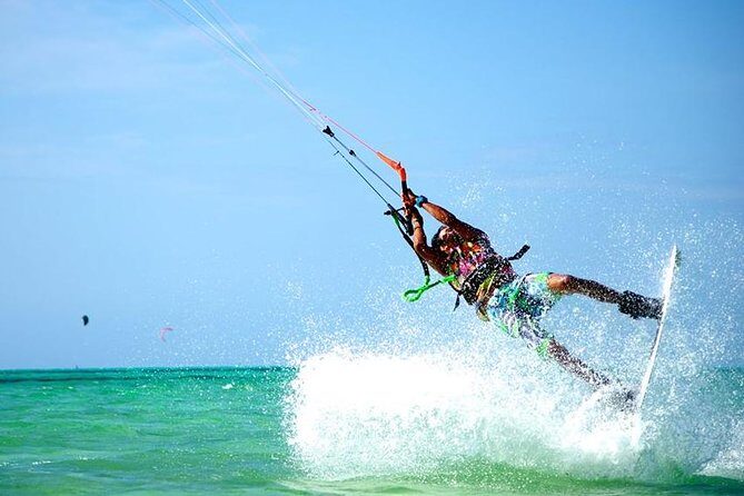 Private Kiteboarding Lesson in Tulum - Riding Downwind, Upwind, and Transitions