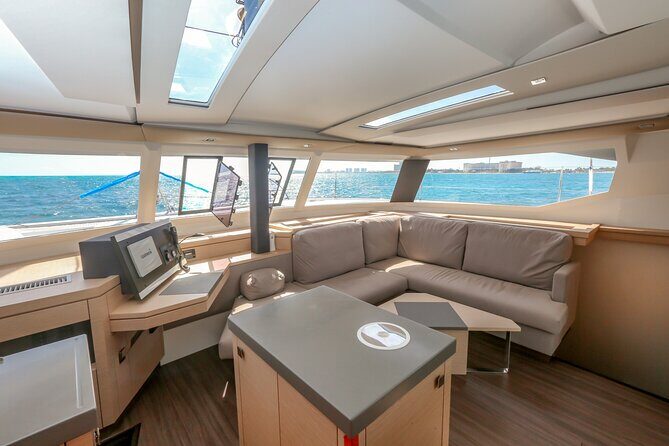 Private Luxury Catamaran Cancun to Isla Mujeres | For up to 30 pp - Playa Norte (and why 25 minutes is both perfect and short)