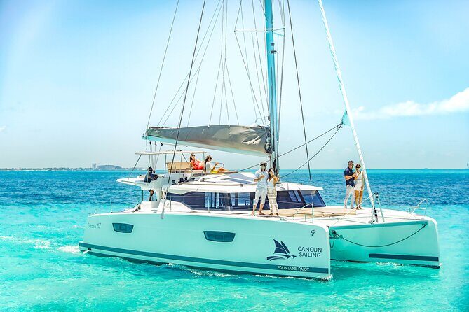 Private Luxury Catamaran Cancun to Isla Mujeres | For up to 30 pp - Crew that makes the difference: help in the water and tips on land