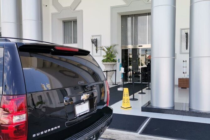 Private luxury transportation from CUN Airport to Playa del Carmen - Value for $63.50 per person: when private makes sense in Cancun