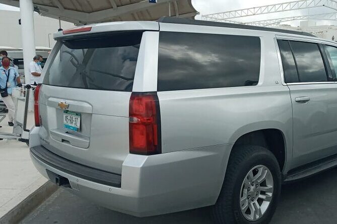 Private luxury transportation from CUN Airport to Playa del Carmen - Where you go: from CUN arrivals to your exact stay in Playa del Carmen