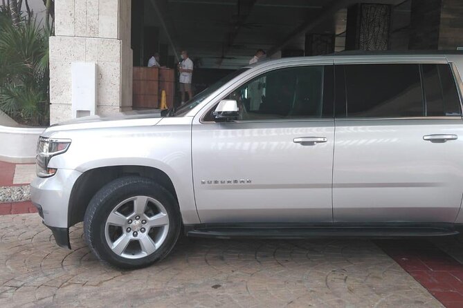 Private luxury transportation from CUN Airport to Puerto Morelos - Private Ride Etiquette: What “Only Your Group” Changes