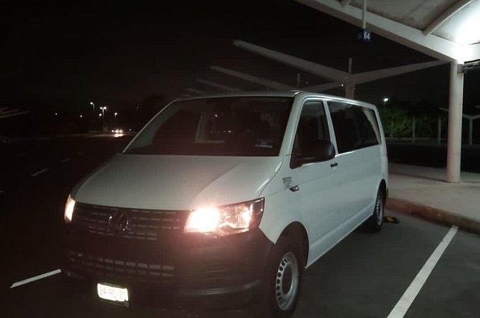 Private Roundtrip Transportation CUN Airport-Puerto Morelos - Who should book this transfer from CUN to Puerto Morelos?