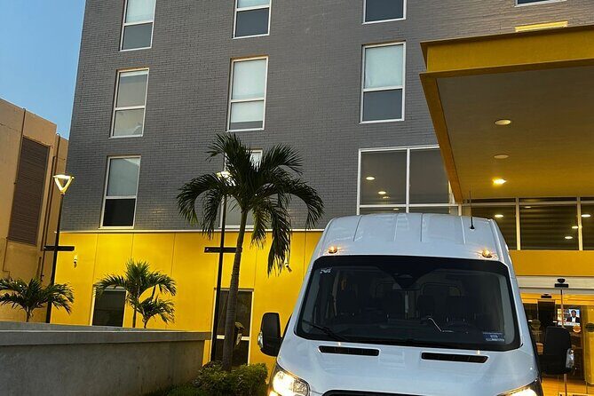 Private Roundtrip Transportation from Cancun Airport - Finding Your Driver: Cancun Airport Terminal Locations That Actually Help