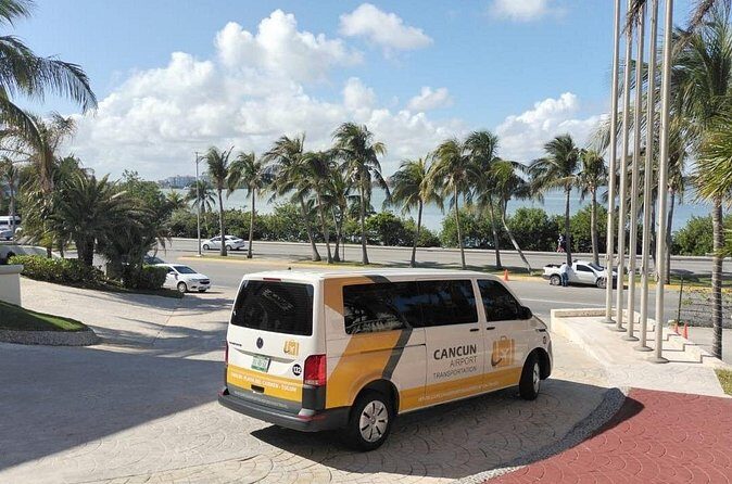 Private Roundtrip Transportation from CUN to Boulevard Kukulcan - Value check: why this private roundtrip often makes sense