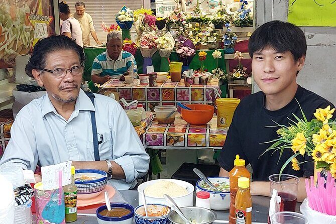 Private Street Food Tour Merida - Best Rated - The first quick stops: a brief Merida orientation