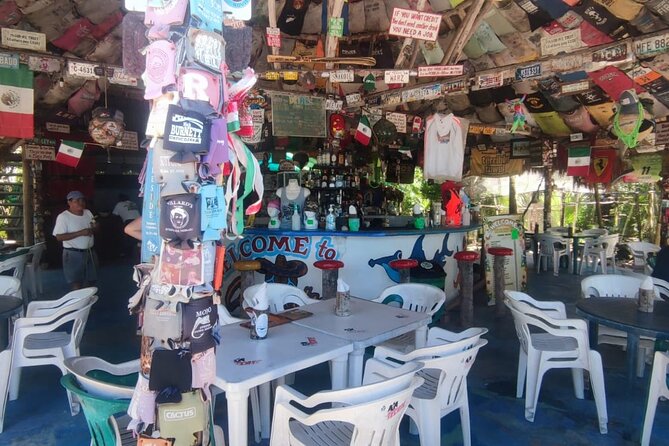 Private Tacos and Bar Hopping Tour in Cozumel - Stop 2: Coconuts for Views, a Welcome Shot, and a Real Break