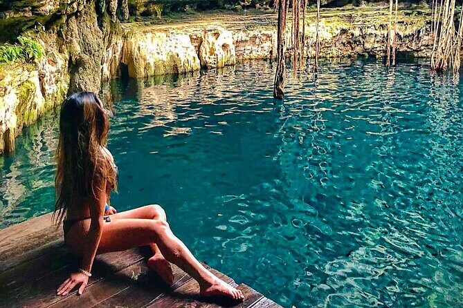 Private Tour 3 Cenotes & Valladolid Suytun Oxman Saamal Lunch - Stop 5: Valladolid sightseeing with free admission built in