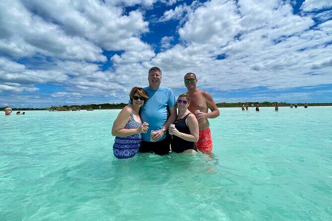 Private Tour: Bacalar Lagoon Tour Sailboat or Pontoon Adventure - The Lagoon Experience: Why Bacalar Looks Like That