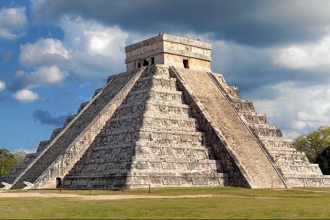 Private Tour Chichen Itza Cenote Valladolid All Inclusive - Photo-friendly pacing and crowd reality (especially on Sundays)