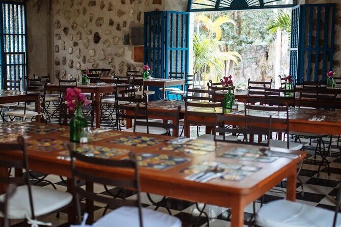 Private Tour Chichen Itza Cenote Valladolid All Inclusive - Selva Maya cenote: waterfall swim plus a proper Yucatán buffet lunch