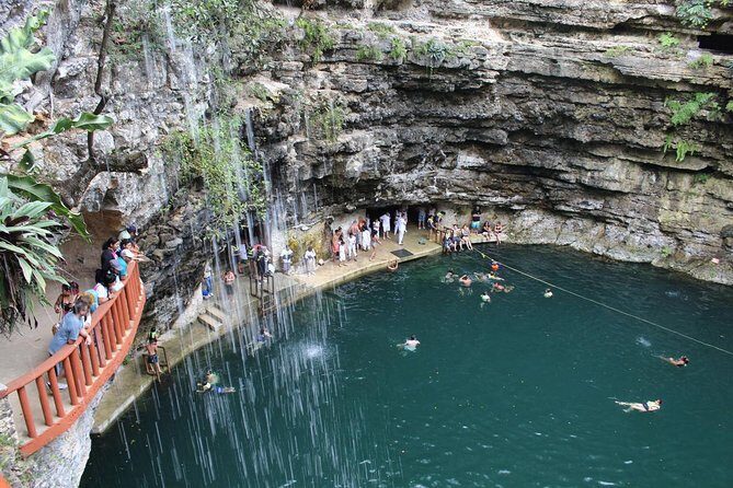 Private Tour Chichén Itzá from Playa del Carmen - Valladolid Stop: The Quick Colonial Reset