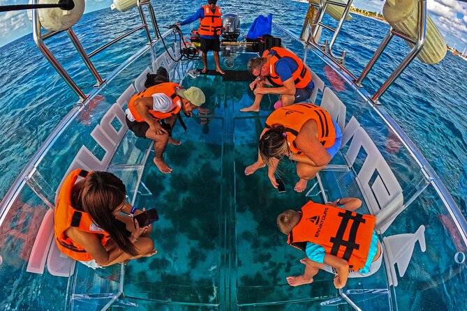 Private Tour Isla Mujeres excursion in Transparent Boat - La Carbonera Channel Crossing and the Return to Bartolomé