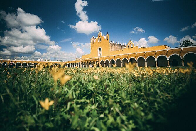 Private Tour Izamal and its ruins plus Mayan Handcraft Workshop - Kinich Kakmó Pyramid and the story behind the city’s name
