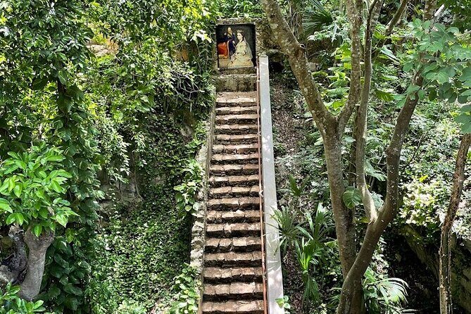 Private Tour of Uxmal and Cenote Hacienda Mucuyche 2 cenotes - Hacienda Mucuyché: history before you jump in