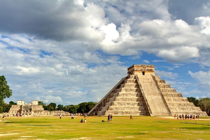 Private Tour to Chichen Itza, Valladolid and Ik Kil Cenote with Lunch - Ik-Kil Cenote Swim: One Hour That Actually Works