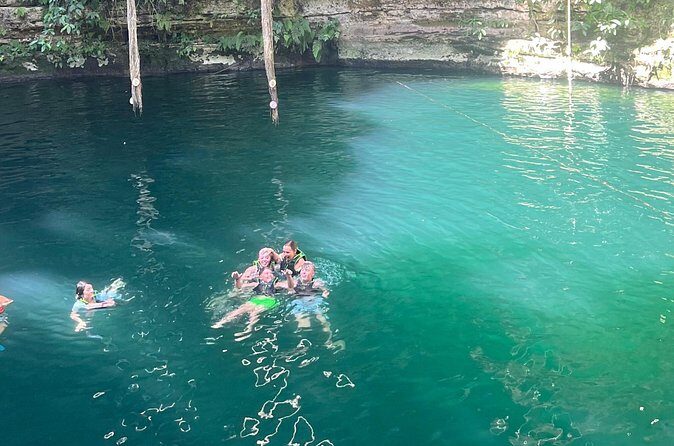 Private Tour to Chichén Itzá with Cenote Experience - Your guide and the private-group setup: tailored pacing that feels real