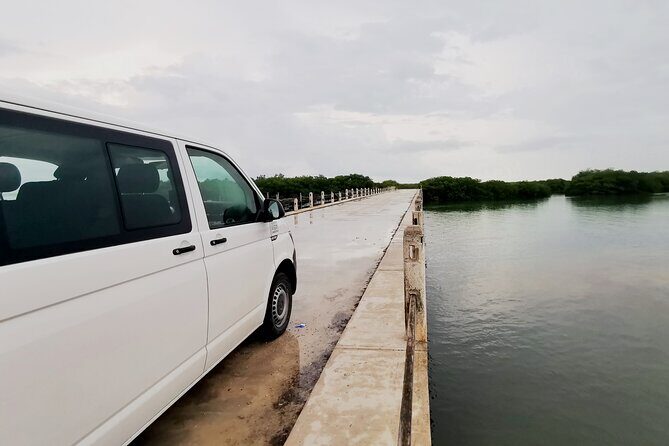 Private Transfer-Cancun Airport-Playa del Carmen One Way - Name-on-clipboard pickup at Cancun arrivals (the part you’ll care about most)