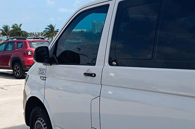 Private Transfer from Cancun Airport to Cancun Hotels 1-7 People - Booking Smart: Timing, Flight Delays, and Practical Communication