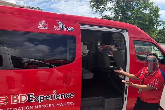 Private transfer R/T Apto-Isla Mujeres ferry dock-Apto With ferry tickets - From Airport to Ultramar Dock: How the Private Transfer Works