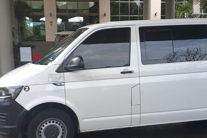 Private transportation from CUN Airport to Playa del Carmen - Price and Value: Is $47.50 Per Person Worth It?