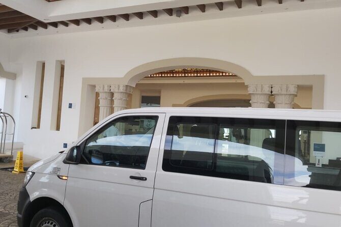 Private transportation from CUN Airport to Puerto Aventuras and Akumal - The Friendly Part: How Service Shows Up on Arrival Day