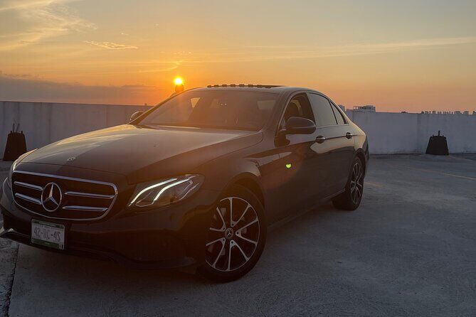Private Transportation from Zona Hotelera CUN To Cancun Airport - Pickup setup that reduces airport-day chaos