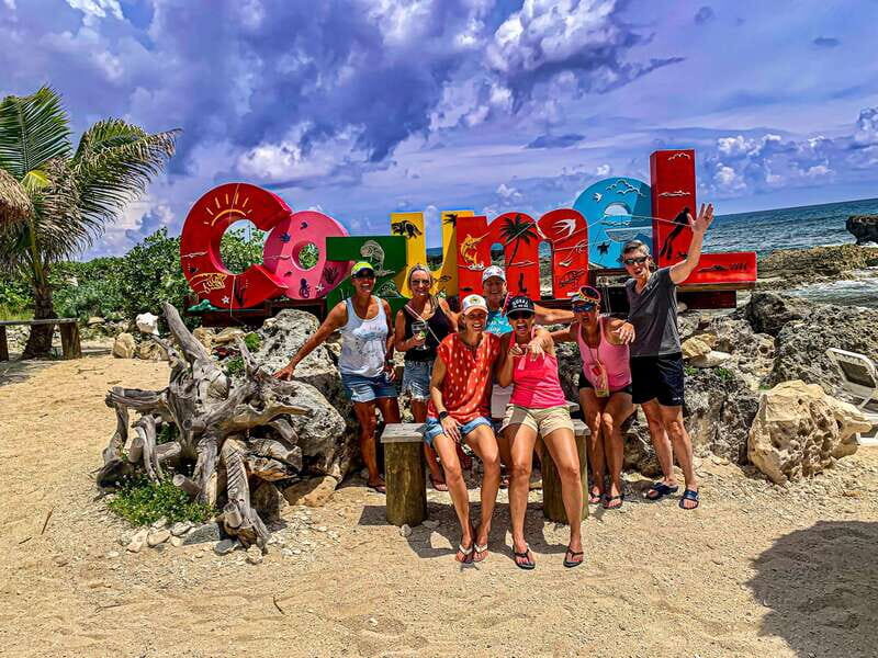 Private Van Service. Tasting the best of Cozumel - Private Van on Cozumel: Pace, Comfort, and Control