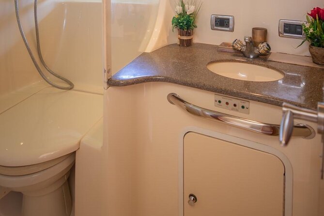Private Yacht - 46 ft SeaRay Cancun Bay Snorkel 23P4 - Cancun Bay on a 46-ft Sea Ray: the vibe and who it’s for