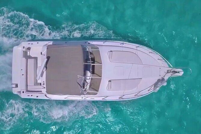 Private Yacht Cancun 42ft up to 8 people - Quick highlights to plan around