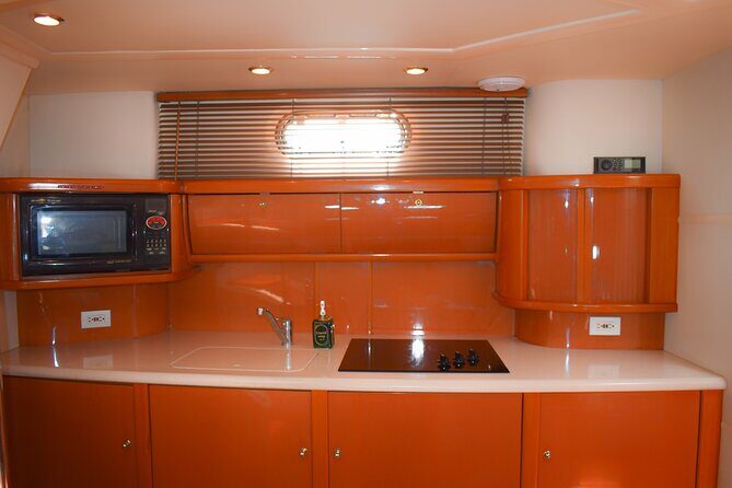 Private Yacht Rental in Cancun - Crew service that makes the day feel tailored