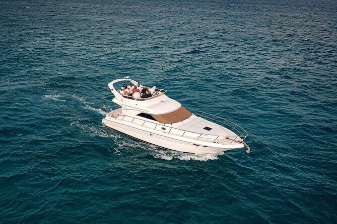 Private Yacht SeaRay 46ft Cancun 25P17 - Food and Alcohol Add-Ons: When Extra Planning Pays Off