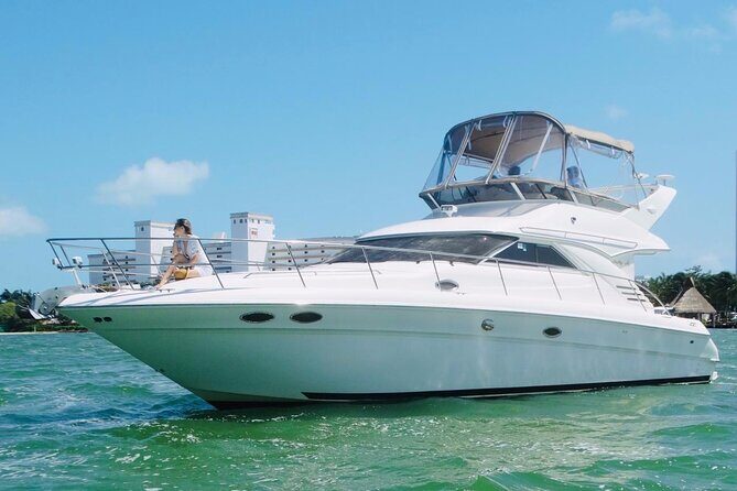 Private Yacht SeaRay 46ft Cancun 25P17 - Who This Yacht Trip Fits Best
