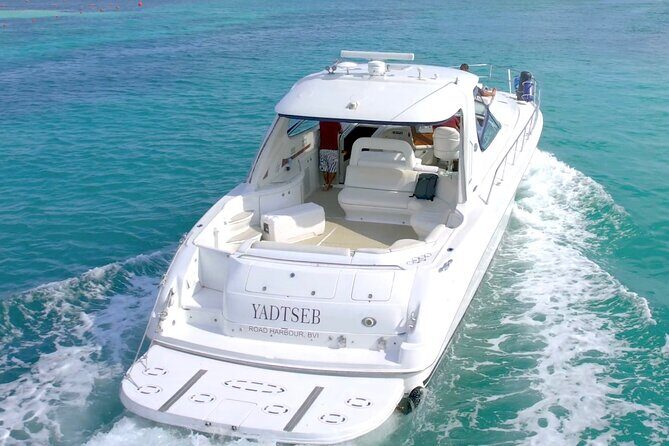 Private Yacht SEARAY SUNDANCER 60ft up to 20 pax 23P1 - Crew, boarding, and communication that keeps the day easy