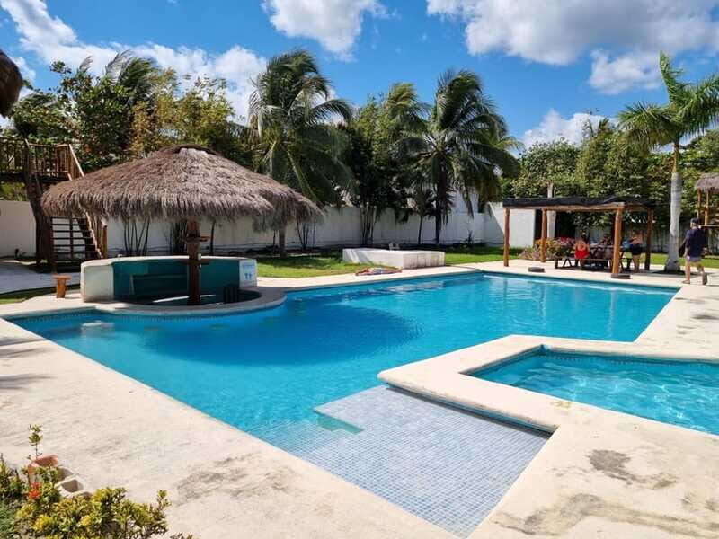 Puerto Morelos: Scuba Diving for Beginners - 2 Dives - Two reef sessions: Aquarium Reef, Fish Market, and Mini-wall style stops