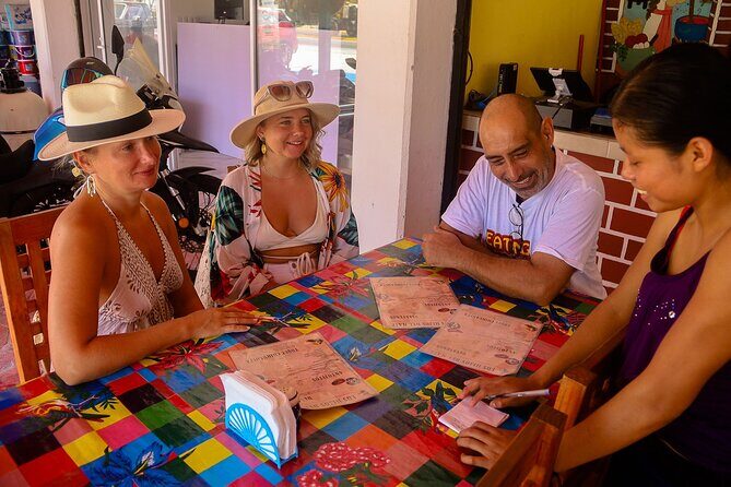 Puerto Morelos Walking Food Tour - Stop 2 at Los Hijos del Maiz: Sopes and the Joy of Thick Tortillas