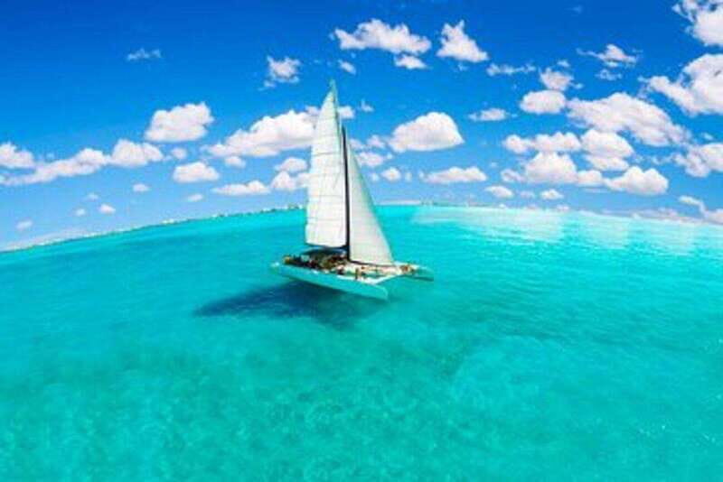 Riviera Maya: Isla Contoy and Isla Mujeres Full-Day Tour - Isla Contoy downtime: beach time plus that protected-island calm
