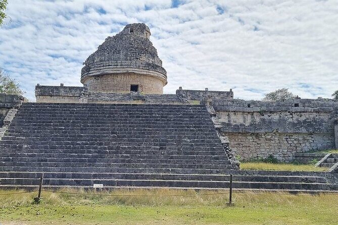 Riviera Maya Tour: Chichen Itza & Ik Kil + Hubiku Cenotes - Cenote Ik Kil: the famous swim plus a meal plan