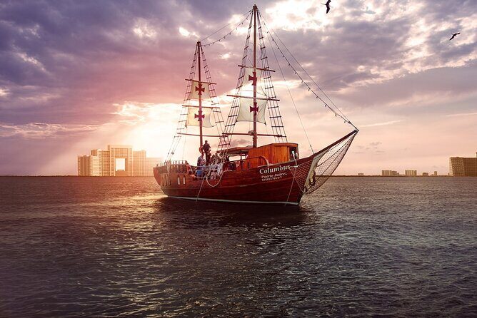 Romantic Dinner in the Spanish Galeon with Sax in Cancun. Lobster & Beef menu. - The 4-Hour Experience: What Happens From Marina Aquatours to Dinner