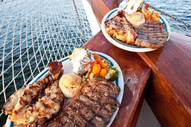 Romantic Dinner on a Spanish Galeon in Cancun - Where the views come from: Nichupte Lagoon, not just open ocean