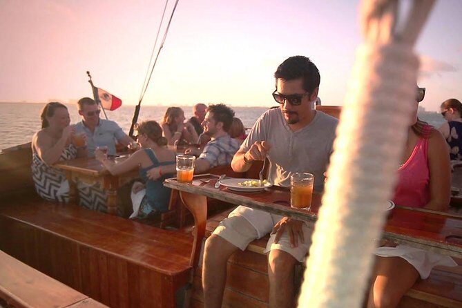 Romantic Dinner on a Spanish Galeon in Cancun - Where you meet and how to avoid the common hassle