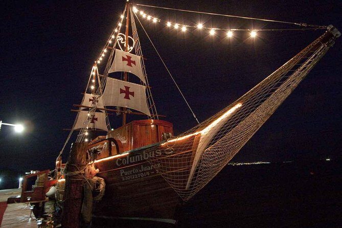Romantic Dinner on a Spanish Galeon in Cancun - Drinks and the vibe: national open bar plus sax music