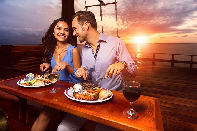 Romantic Experience Sunset Dinner Columbus in Cancun (2x1 price) - The On-Board Dinner Menu: What You Actually Get