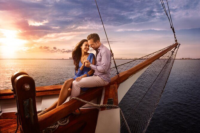 Romantic Sunset Dinner Cruise in Cancun with Open Bar - The lobster dinner choice: lobster, steak, or surf & turf