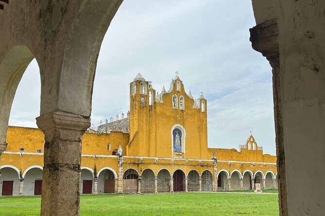 Route Magic Towns : Motul + Izamal - What’s included (and what you should budget separately)